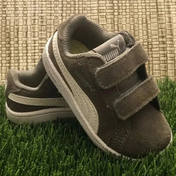 Puma Double Velcro Sneakers - Picture 9 of 16